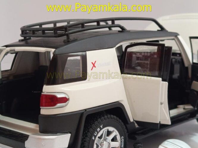 ماشین فلزی تویوتا اف جی کروز (TOYOTA FJ CRUISER) (CHEZHI 1:24) سفید