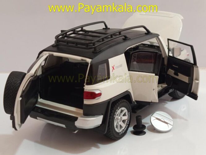 ماشین فلزی تویوتا اف جی کروز (TOYOTA FJ CRUISER) (CHEZHI 1:24) سفید