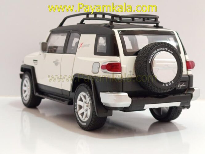 ماشین فلزی تویوتا اف جی کروز (TOYOTA FJ CRUISER) (CHEZHI 1:24) سفید