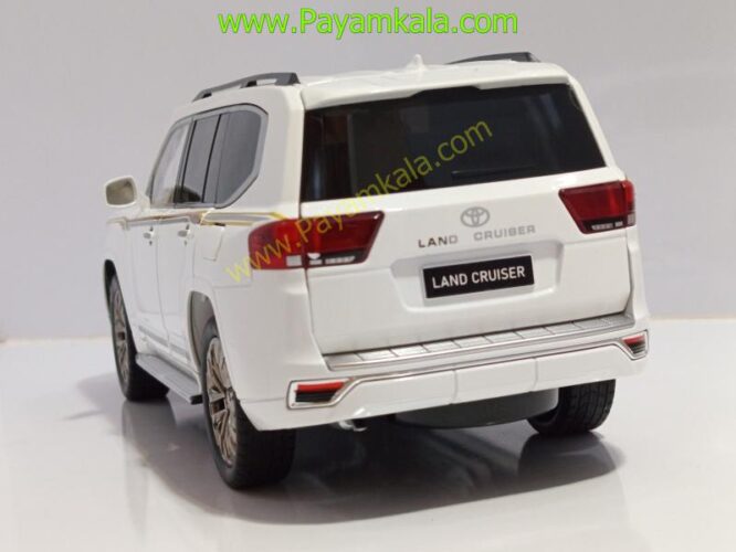 ماشین فلزی تویوتا لندکروز (TOYOTA LANDCRUISER CHEZHI 1:18)(8052) سفید