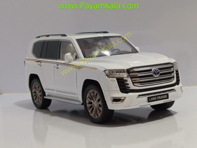 ماشین فلزی تویوتا لندکروز (TOYOTA LANDCRUISER CHEZHI 1:18)(8052) سفید