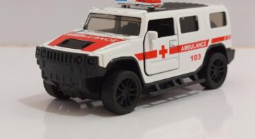 ماشین فلزی هامر آمبولانس کوچک (HUMMER 1:48)(4332C)