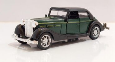 ماشین فلزی مرسدس بنز قدیمی سقفدار (335A 1:36) سبز