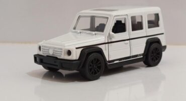 ماشین فلزی بنز جی کلاس کوچک (BENZ 1:48)(72015) سفید