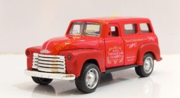 ماشین فلزی شورلت سابربن (Chevrolet Suburban) قرمز