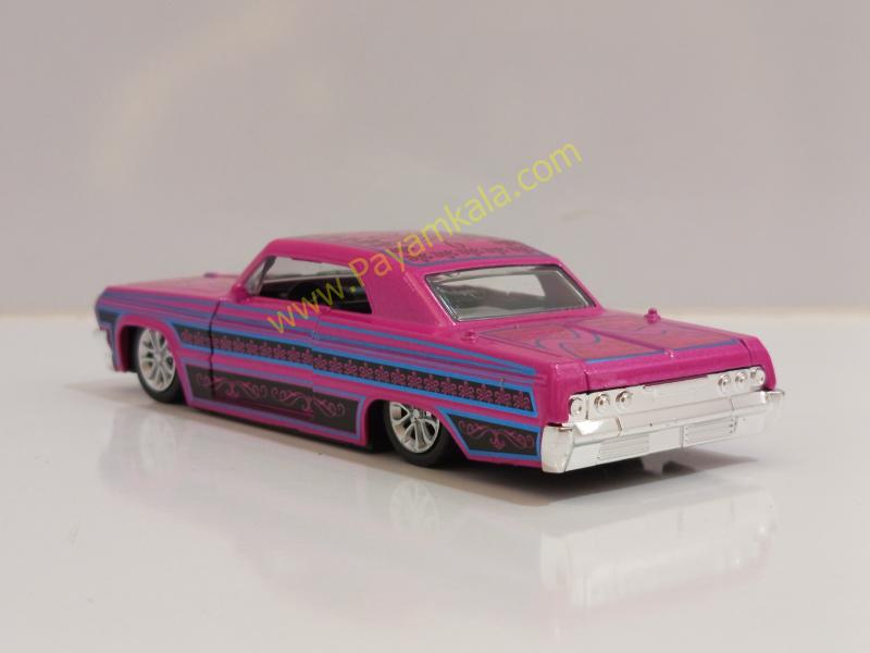 ماشین فلزی شورلت ایمپالا (IMPALA LOWRIDER) صورتی