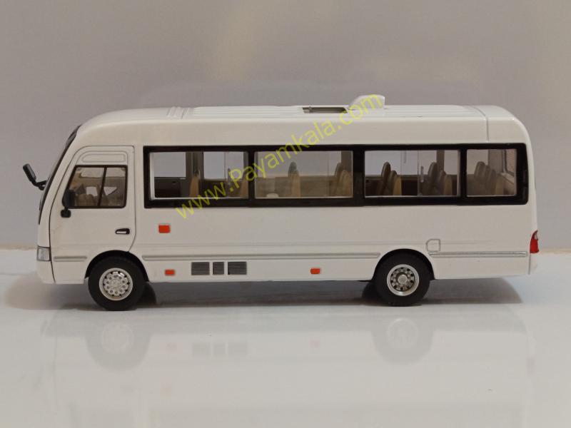 ماکت فلزی مینیبوس تویوتا کستر (Toyota Coaster 1:24) سفید