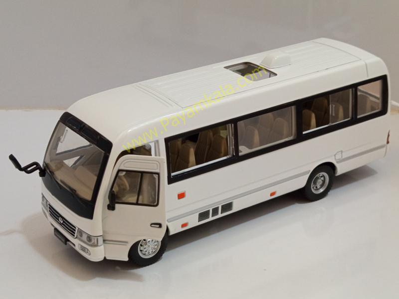 ماکت فلزی مینیبوس تویوتا کستر (Toyota Coaster 1:24) سفید