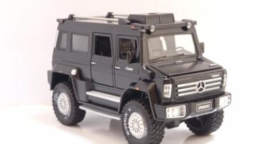 ماکت فلزی مرسدس بنز یونیماگ مشکی (Mercedes-Benz Unimog U5000 1:24 XHO)