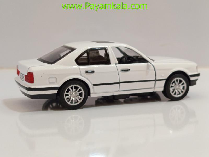 ماکت ماشین فلزی ب ام و سری 5 (BMW E34) مقیاس 1:36 سفید