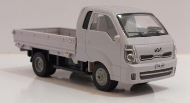 ماشین فلزی وانت کیا بانگو (KIA BONGO 1:32) طوسی