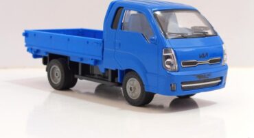 ماشین فلزی وانت کیا بانگو (KIA BONGO 1:32) آبی