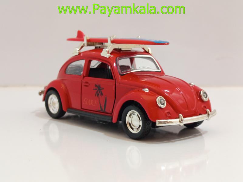 ماشین فلزی فولکس بیتل با تخته موج سواری قرمز