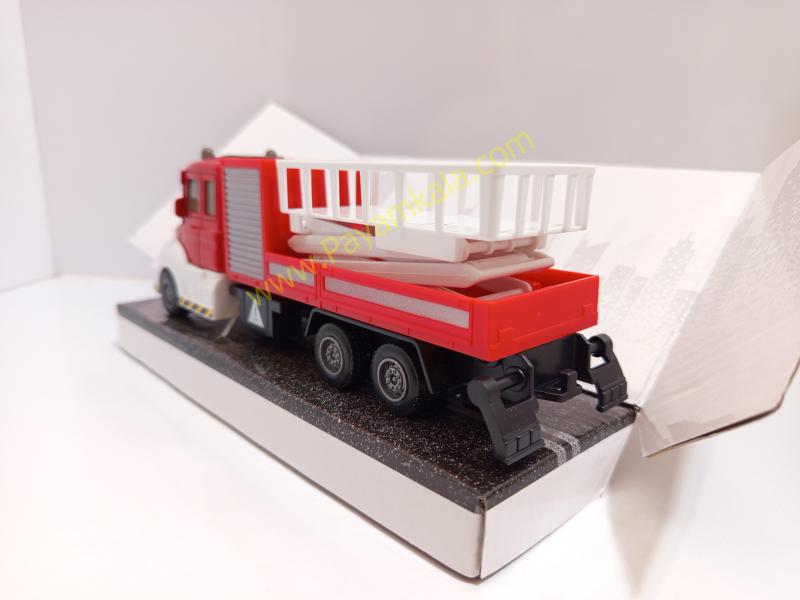 ماکت ماشین آتشنشانی بالابردار عقبکش (6001 1:38) قرمز