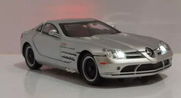 ماشین فلزی مرسدس بنز مک لارن (1:24 CHEZHI SLR McLaren 722) نقره ای
