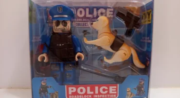 اسباب بازی آدمک پلیس و سگ لگویی طرح 2 (XUJA)