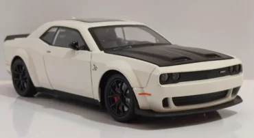 ماشین فلزی دوج دودزا (DODGE SRT CHEZHI) (1:24) سفید